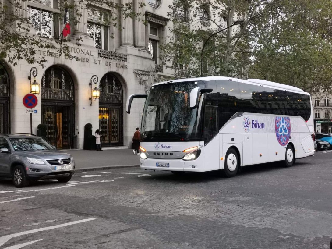 Visiter la Bretagne, la France et l'Europe en car